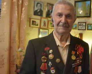 Светлой памяти ветерана Великой Отечественной войны Курицына Евгения Николаевича