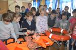 Школьники города Гусь-Хрустального укрепились в понимании того, как некрепок весенний лёд