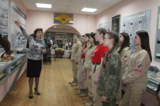 Воспитанники патриотического общественного движения «Юнармия» посетили музей истории Гусевской милиции
