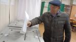 На избирательном участке проголосовал ветеран Великой Отечественной войны Николай Фёдорович Ушаков