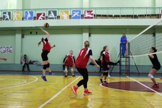Первенство города по волейболу среди школьников