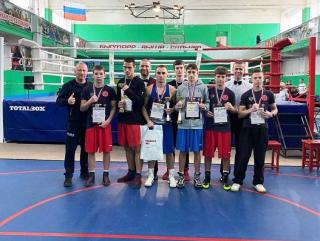 Гусевские боксёры успешно выступили на региональных соревнованиях в Муроме Гусевские боксёры успешно выступили на региональных соревнованиях в Муроме