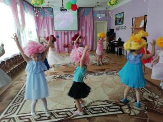 «Праздник цветов» в детском саду № 30