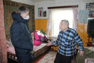 Глава города Алексей Соколов поздравил участника боевых действий с 95-летием