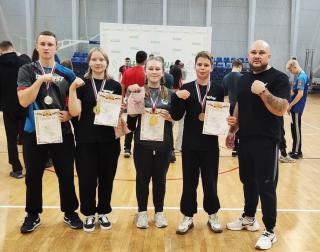 Гусевские армрестлеры показали силу и дух на фестивале в Рошале Гусевские армрестлеры показали силу и дух на фестивале в Рошале