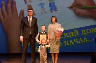 Гусевские семьи торжественно поздравил Губернатор Владимирской области Александр Авдеев