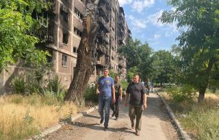 Александр Авдеев побывал в Донецке, подшефном городе Докучаевске и Мариуполе