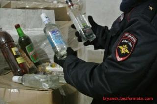 Полиция предупреждает об опасности контрафактного алкоголя