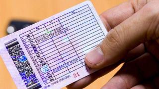 Изменены сроки получения водительского удостоверения в МФЦ